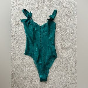 Vintage Victoria’s Secret Dark Green Satin Pattern Teddy Bow Straps Lace Zip m